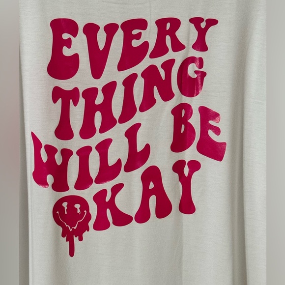 Oversized T-Shirt Everything Will Be Okay! - Picture 3 of 5